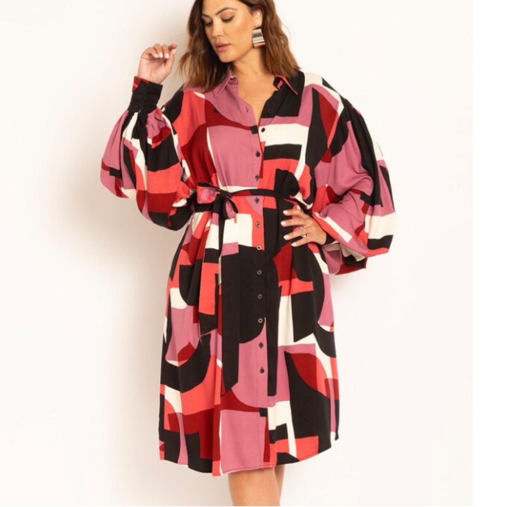 NWT Bold Print Bell Sleeve Eloquii Plus Size 18 Midi Dress